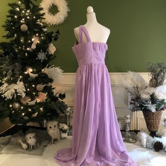 Formal evening gown - Picture 4 of 8